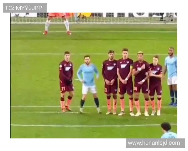 十大足球火爆德比球星盘点 热血对决中的关键人物与精彩瞬间